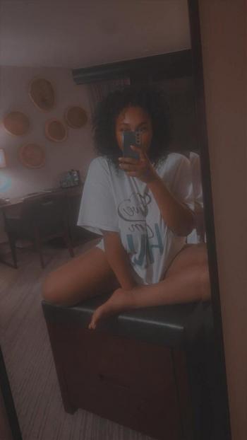 ARIREDD, 25  female escort, Tyler
